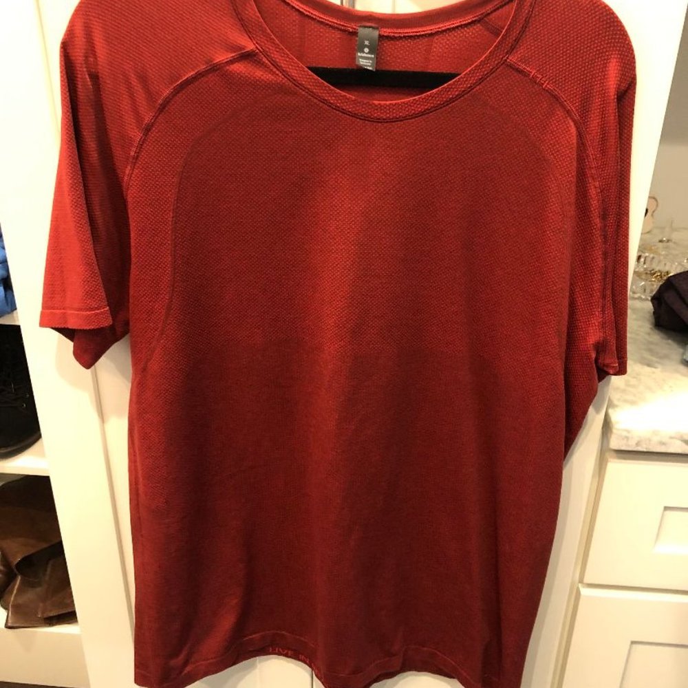 Lululemon Mens Metal Vent Tech Short Sleeve Shirt 2.0 -